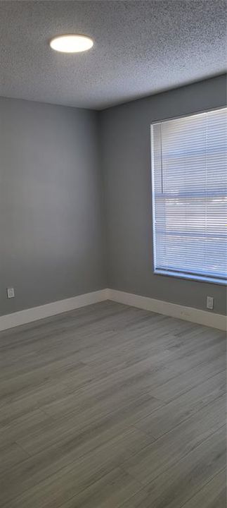 出租: $2,100 (4 贝兹, 2 浴室, 1481 平方英尺)