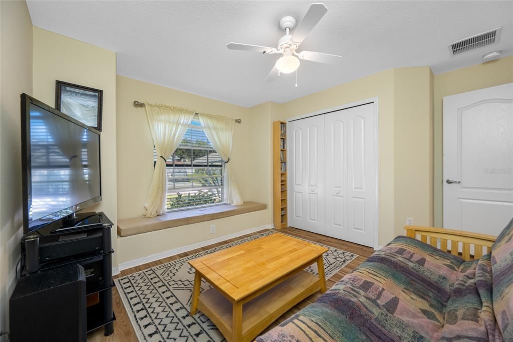 For Sale: $369,900 (4 beds, 3 baths, 1911 Square Feet)