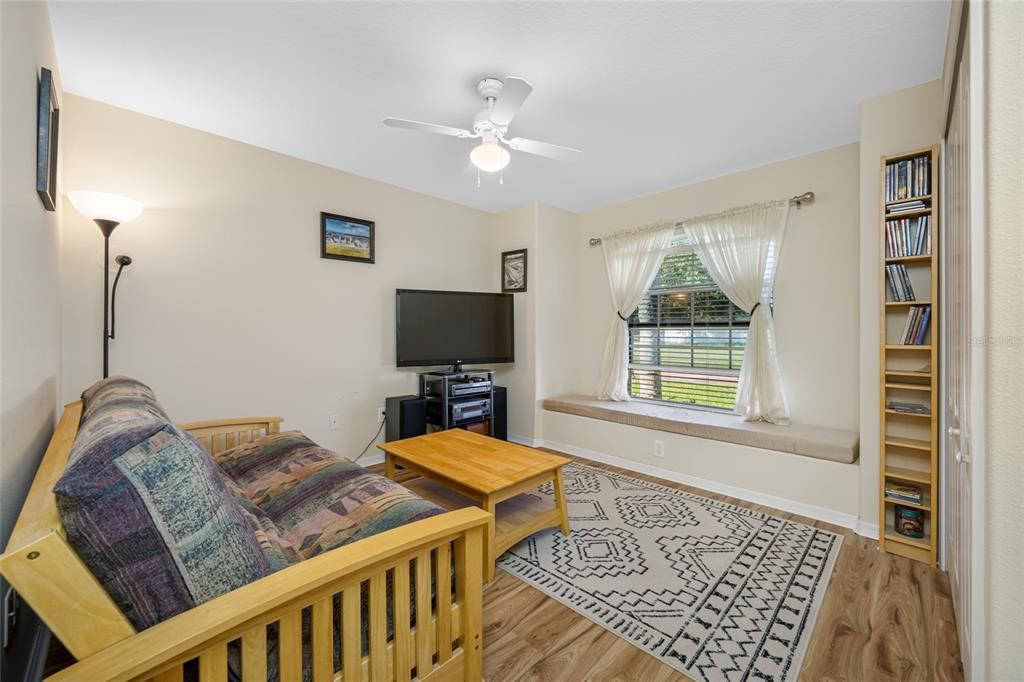 For Sale: $369,900 (4 beds, 3 baths, 1911 Square Feet)