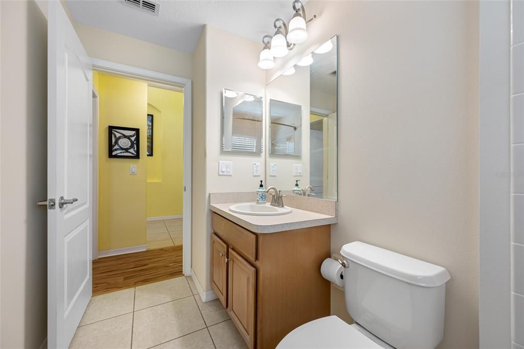 For Sale: $369,900 (4 beds, 3 baths, 1911 Square Feet)