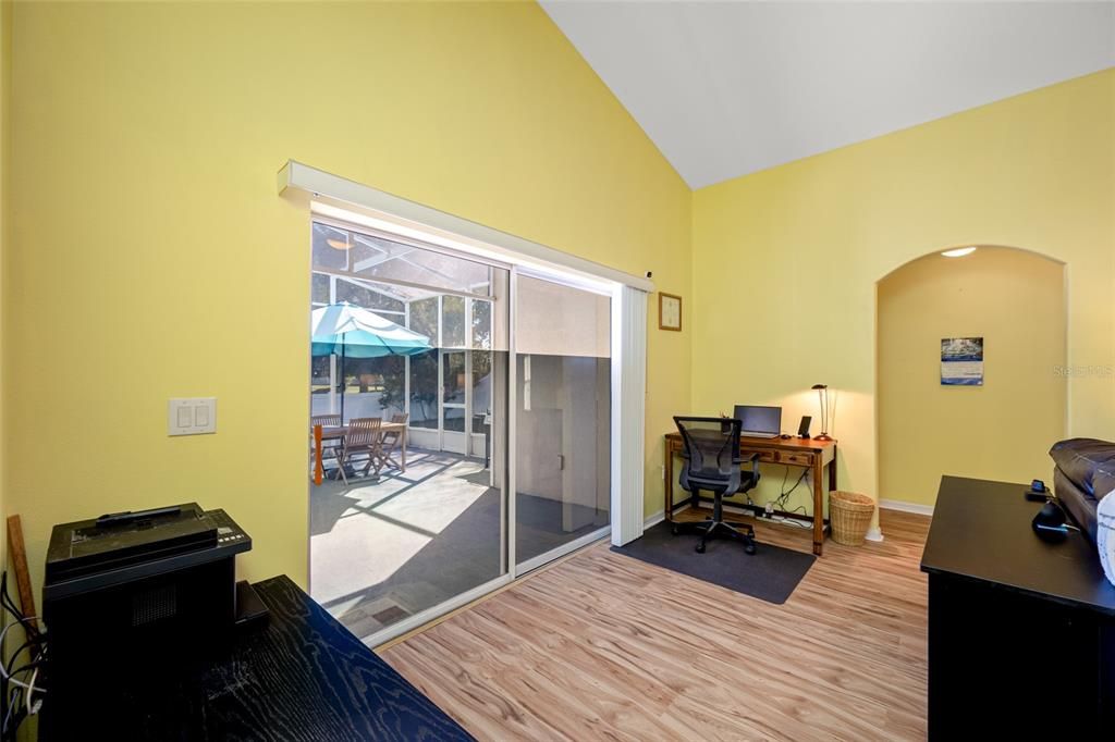 For Sale: $369,900 (4 beds, 3 baths, 1911 Square Feet)