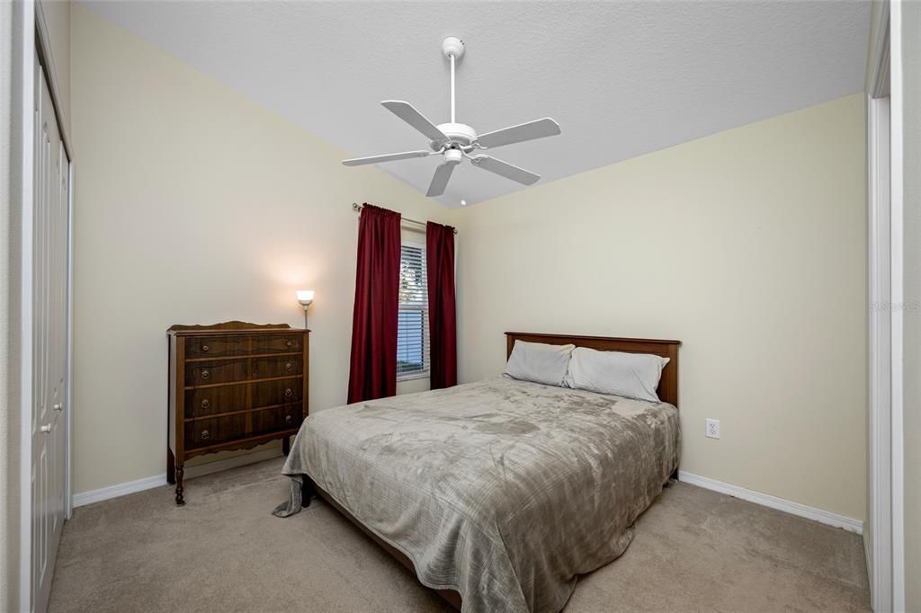 For Sale: $369,900 (4 beds, 3 baths, 1911 Square Feet)