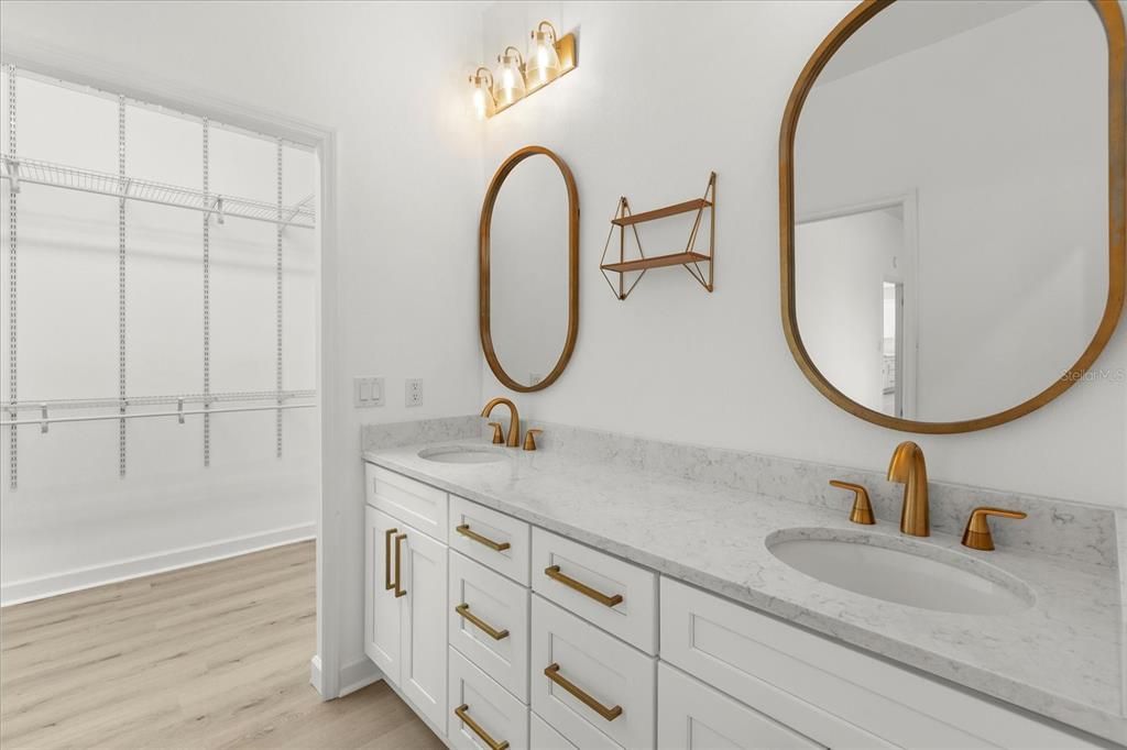 На продажу: $449,000 (3 спален, 2 ванн, 1616 Квадратных фут)