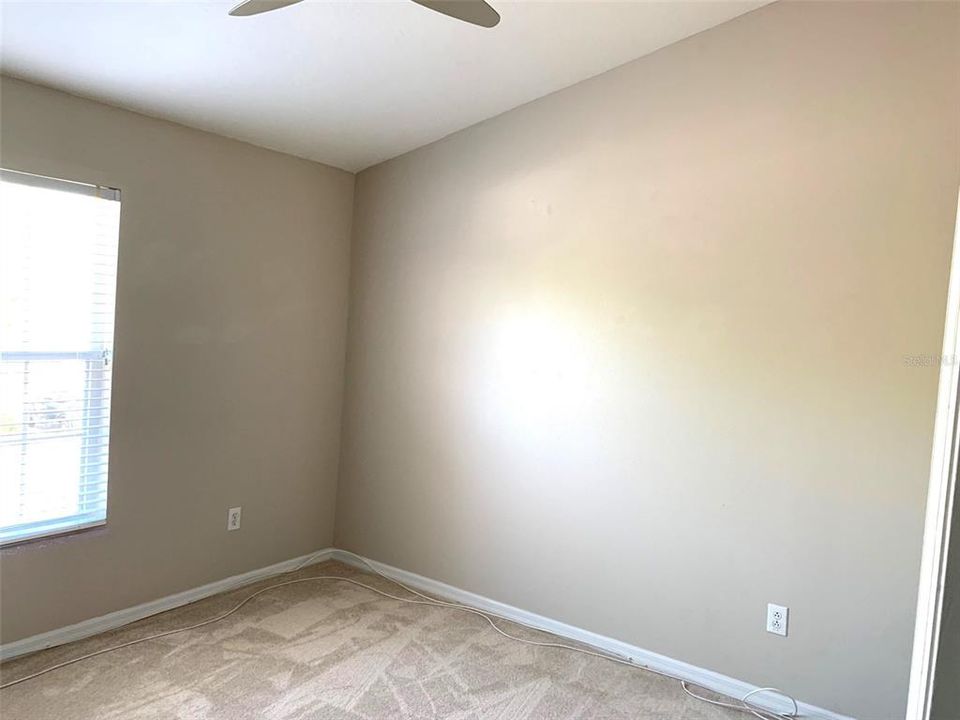 For Rent: $2,150 (2 beds, 1 baths, 1272 Square Feet)