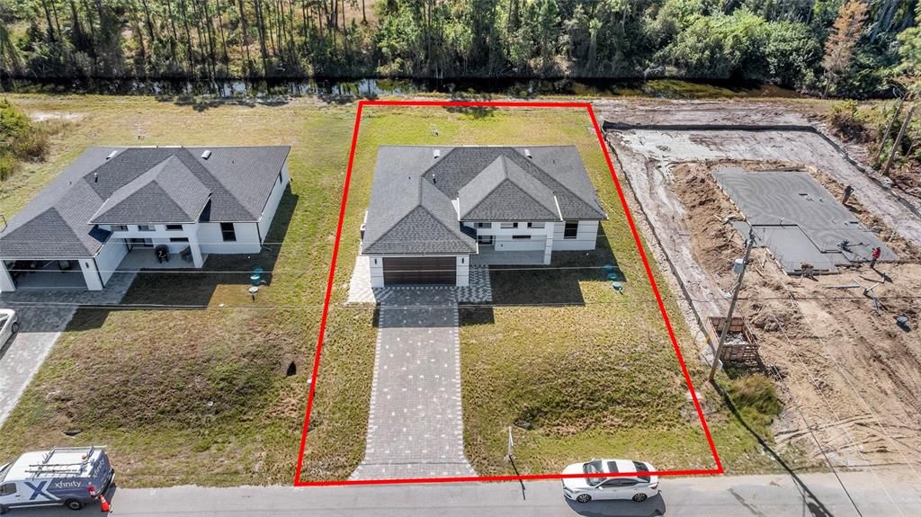 For Sale: $385,000 (4 beds, 3 baths, 1719 Square Feet)