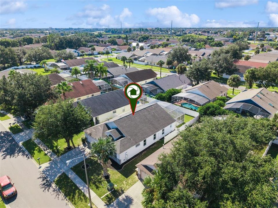 Activo con contrato: $425,000 (4 camas, 3 baños, 1760 Pies cuadrados)