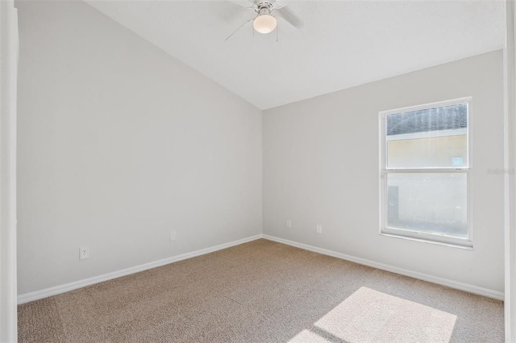 Activo con contrato: $425,000 (4 camas, 3 baños, 1760 Pies cuadrados)