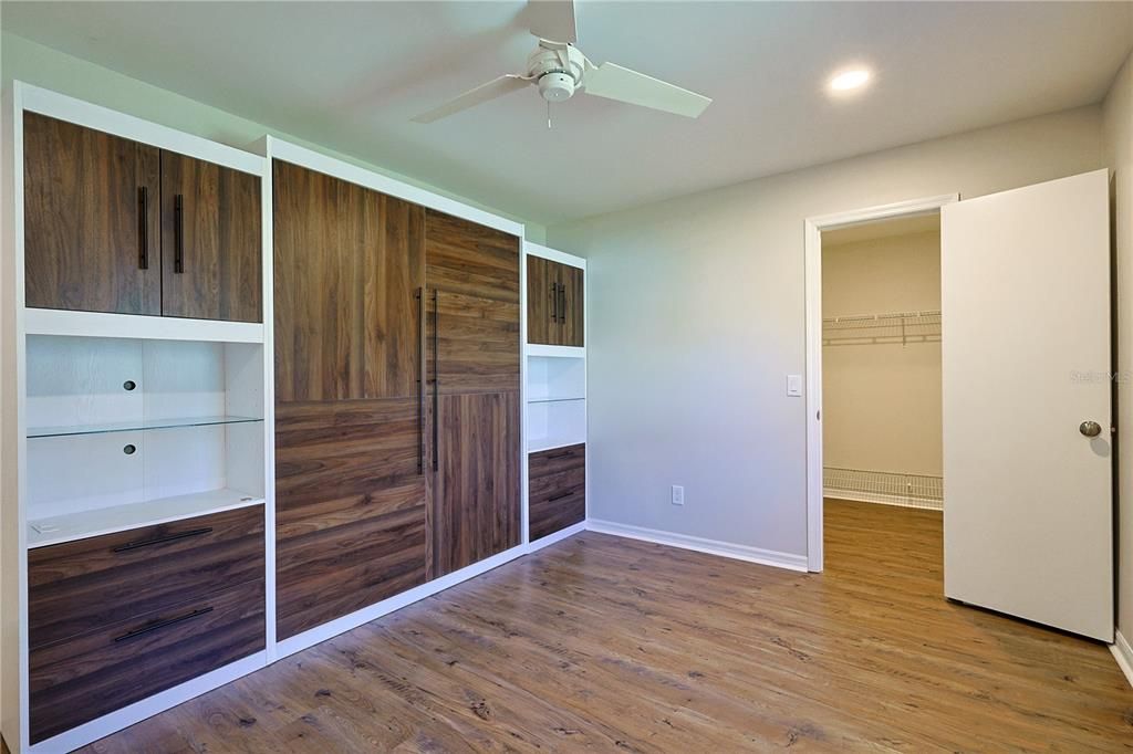 For Sale: $410,000 (3 beds, 2 baths, 1920 Square Feet)