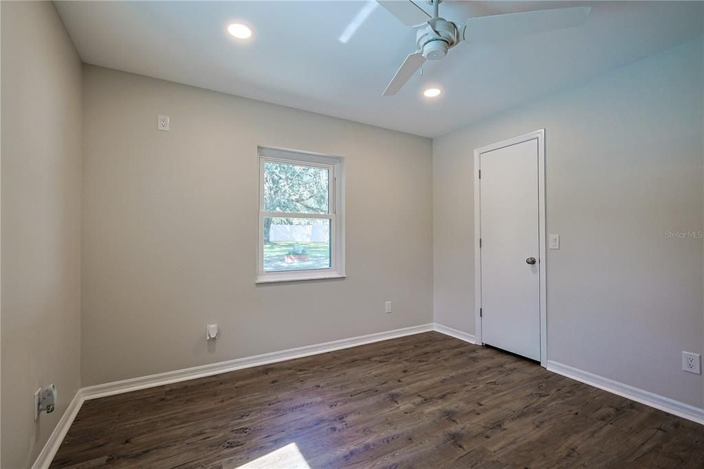 For Sale: $410,000 (3 beds, 2 baths, 1920 Square Feet)