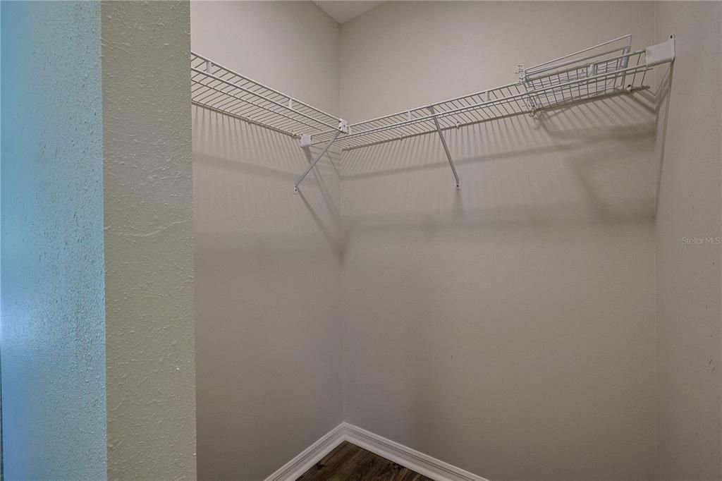 For Sale: $410,000 (3 beds, 2 baths, 1920 Square Feet)