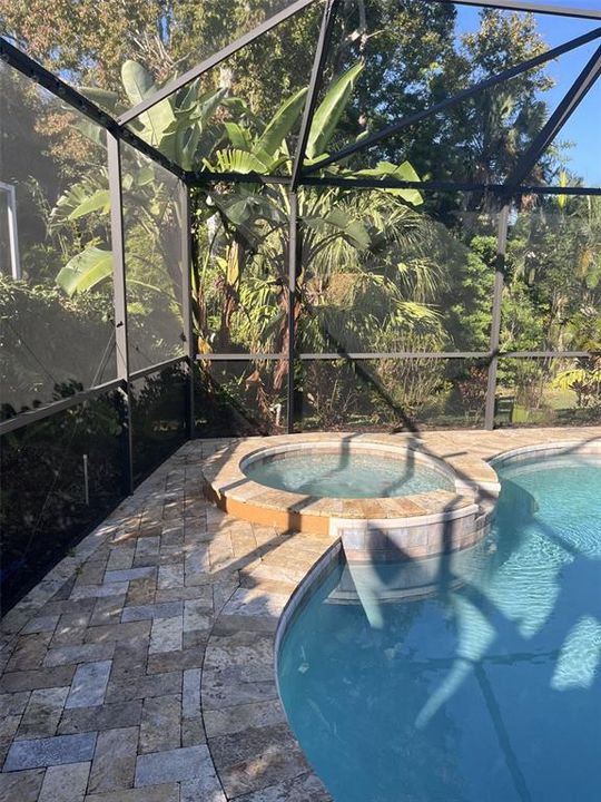 Под контрактом: $755,000 (3 спален, 2 ванн, 2078 Квадратных фут)