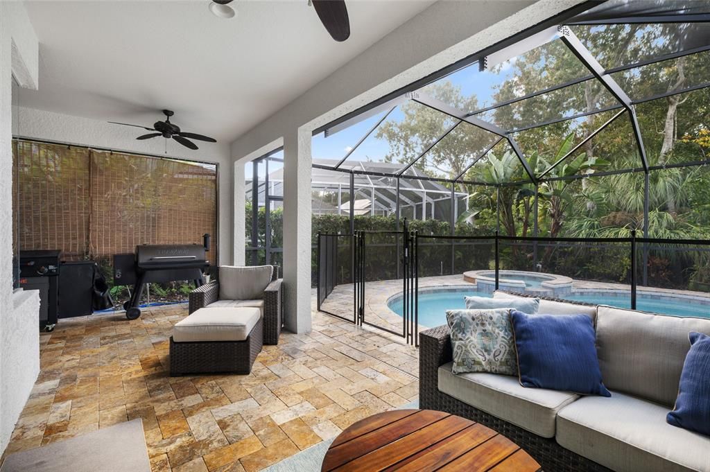 Под контрактом: $755,000 (3 спален, 2 ванн, 2078 Квадратных фут)