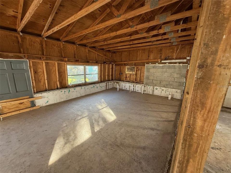 En Venta: $229,900 (1 camas, 1 baños, 784 Pies cuadrados)