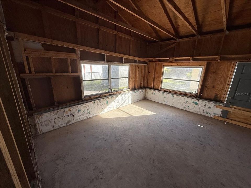 En Venta: $229,900 (1 camas, 1 baños, 784 Pies cuadrados)