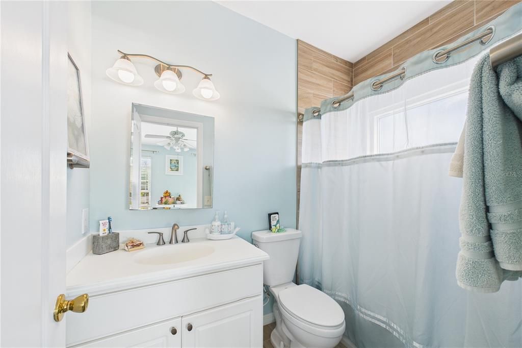 En Venta: $360,000 (2 camas, 2 baños, 1344 Pies cuadrados)