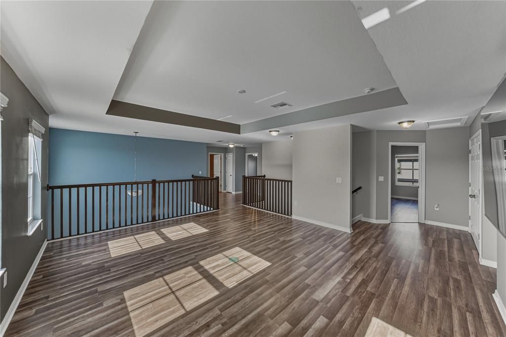 For Sale: $599,000 (5 beds, 3 baths, 3292 Square Feet)