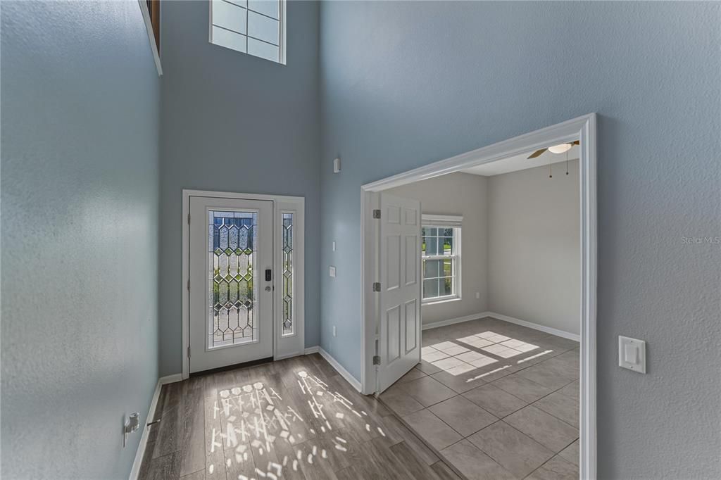 For Sale: $599,000 (5 beds, 3 baths, 3292 Square Feet)