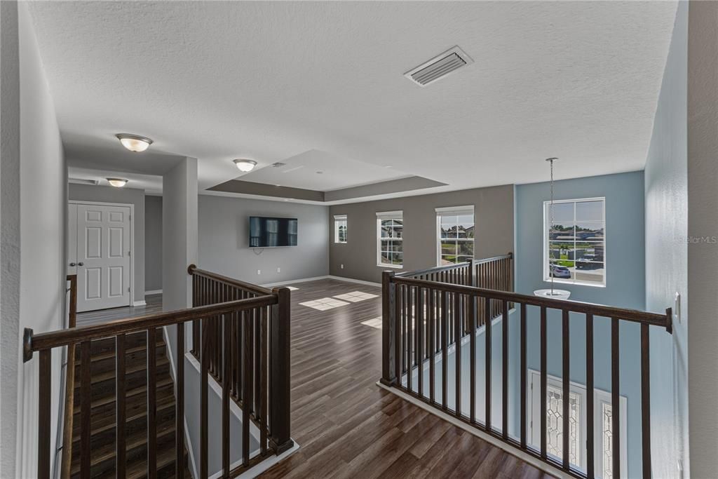 For Sale: $599,000 (5 beds, 3 baths, 3292 Square Feet)