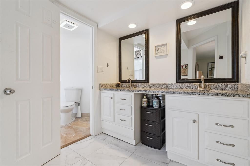 En Venta: $475,000 (4 camas, 2 baños, 2222 Pies cuadrados)