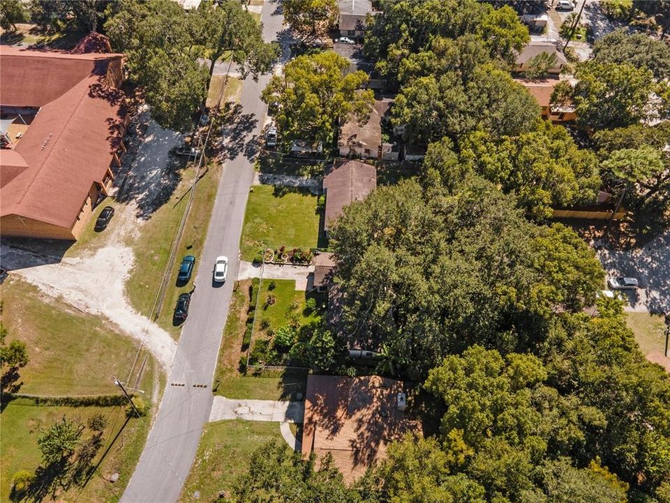 Activo con contrato: $160,000 (3 camas, 1 baños, 1098 Pies cuadrados)