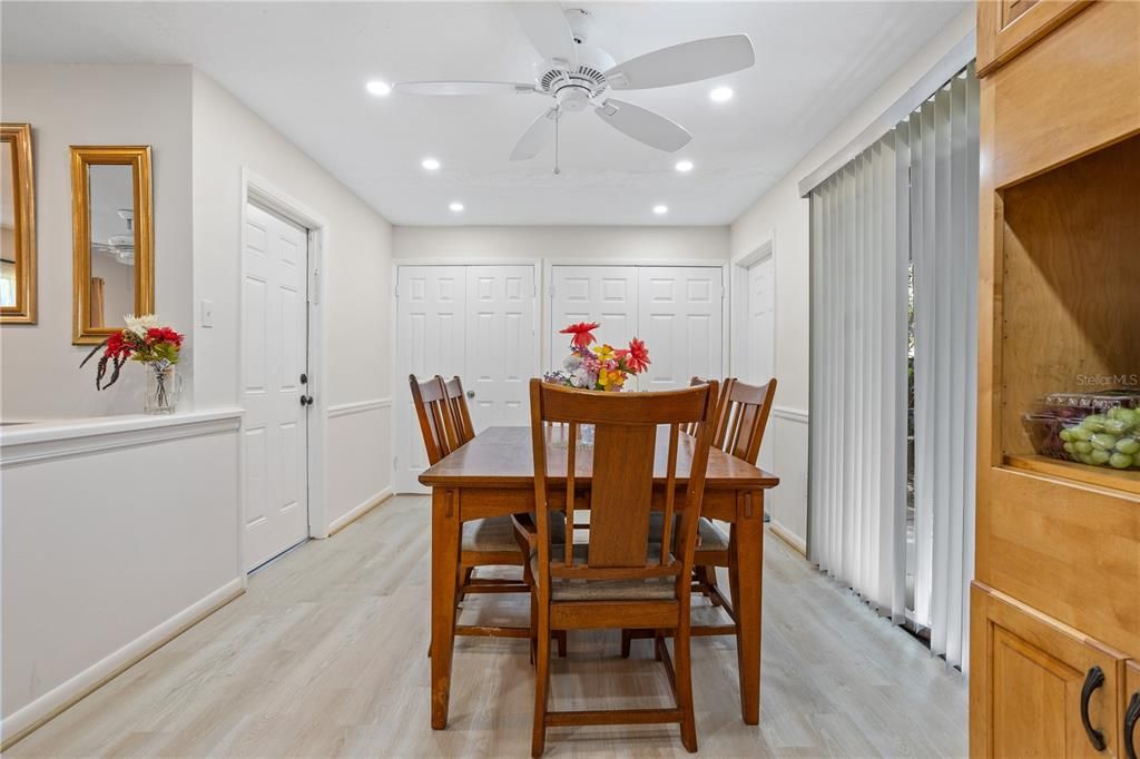 Activo con contrato: $160,000 (3 camas, 1 baños, 1098 Pies cuadrados)