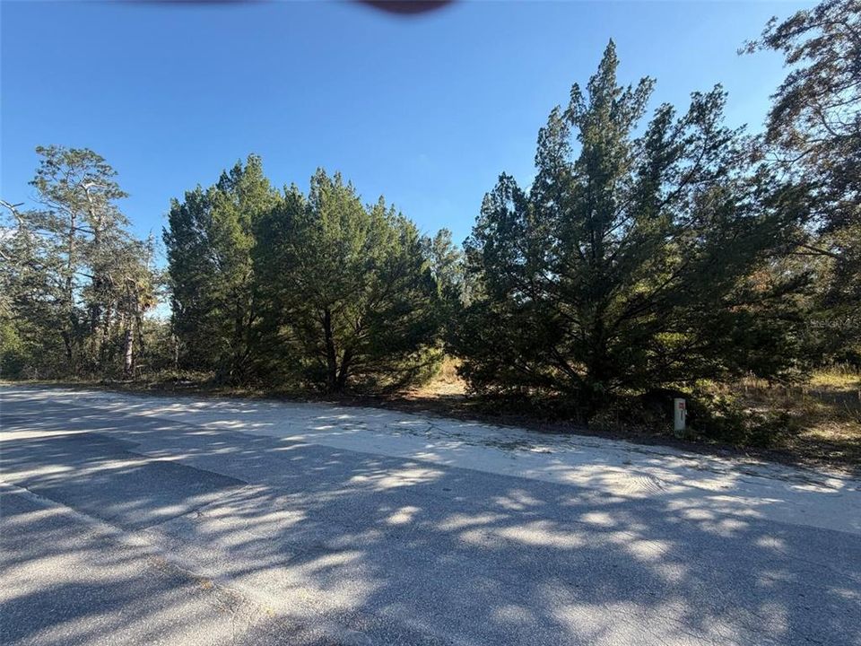 待售: $17,000 (0.59 acres)