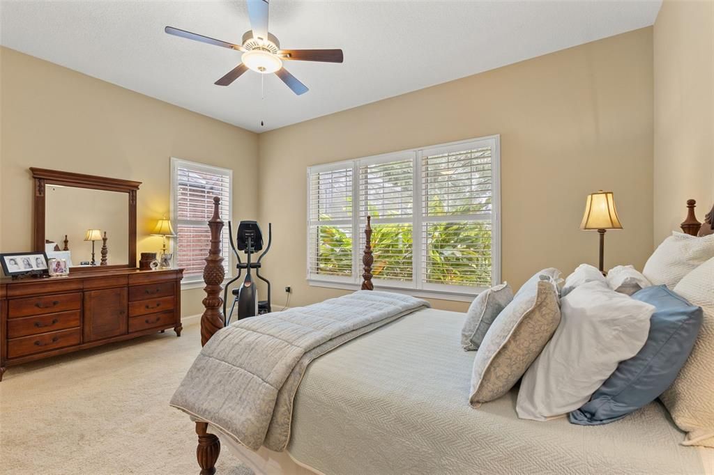 For Sale: $629,000 (3 beds, 3 baths, 2507 Square Feet)