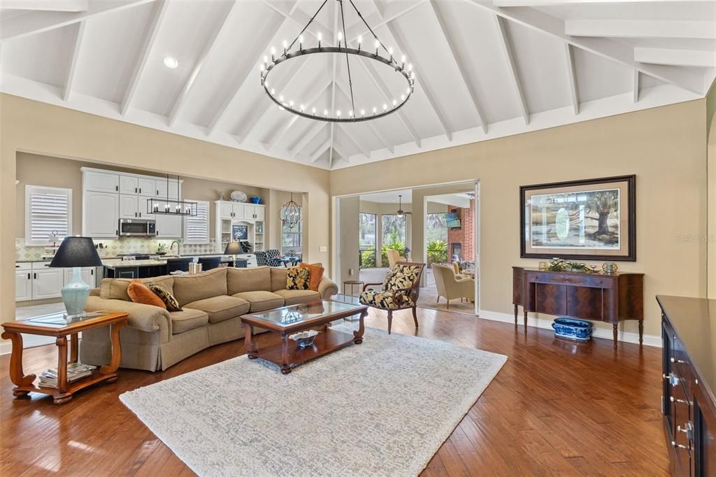 For Sale: $629,000 (3 beds, 3 baths, 2507 Square Feet)