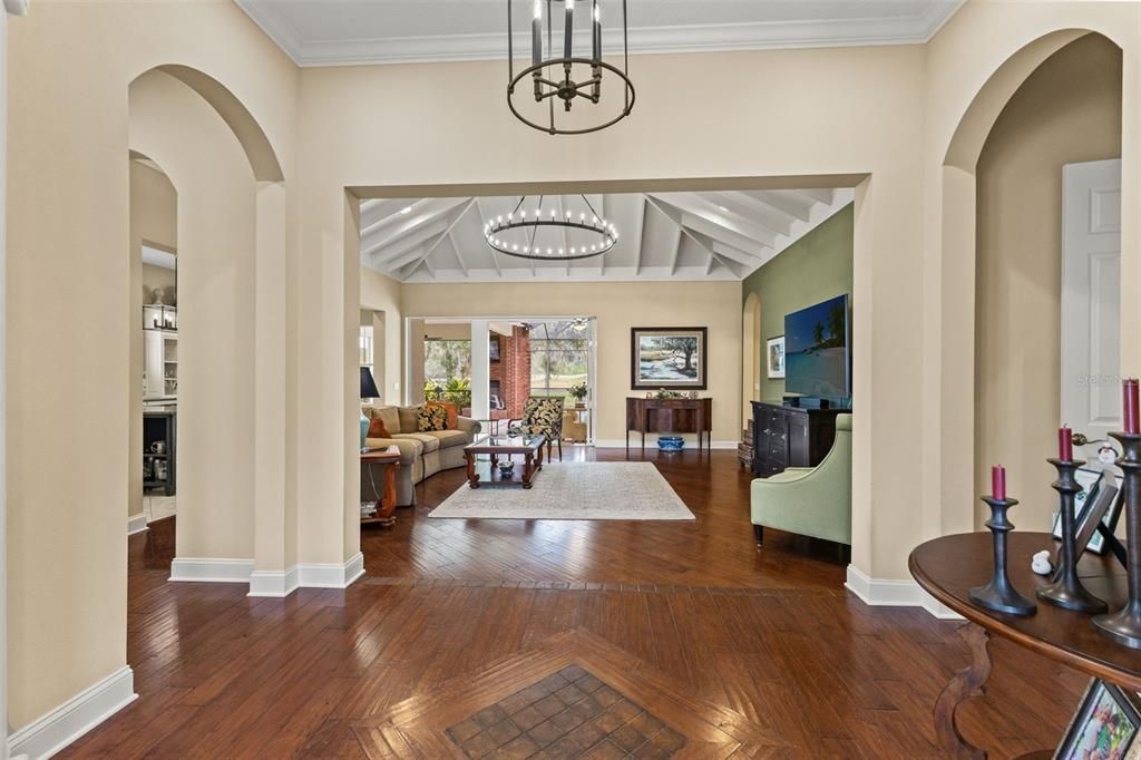 For Sale: $629,000 (3 beds, 3 baths, 2507 Square Feet)