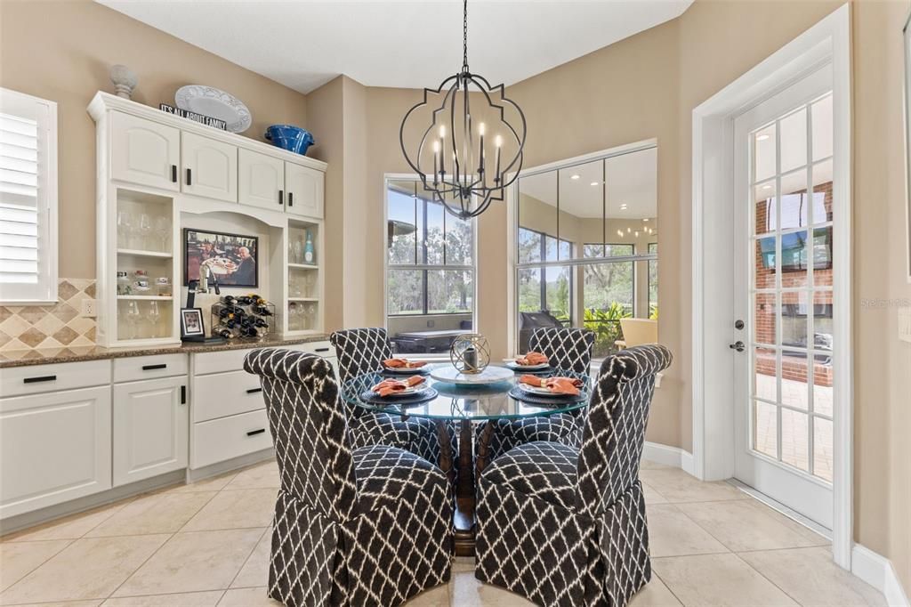 For Sale: $629,000 (3 beds, 3 baths, 2507 Square Feet)