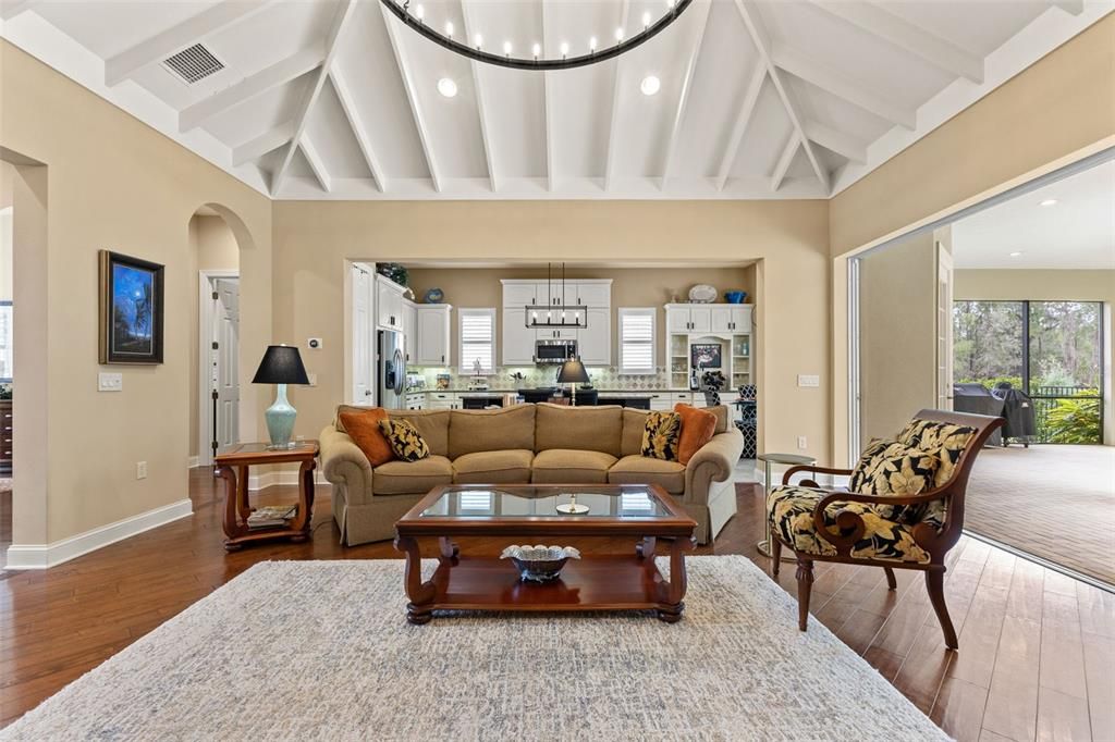 For Sale: $629,000 (3 beds, 3 baths, 2507 Square Feet)