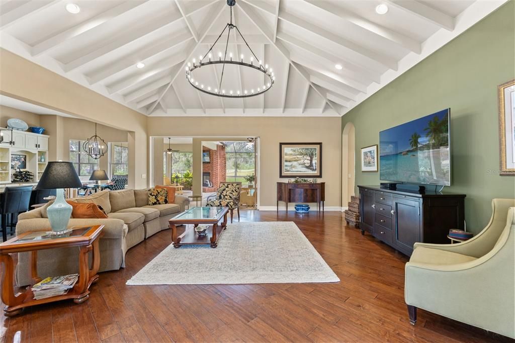 For Sale: $629,000 (3 beds, 3 baths, 2507 Square Feet)