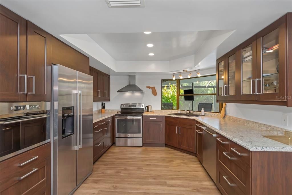 Active With Contract: $649,000 (3 beds, 2 baths, 2421 Square Feet)