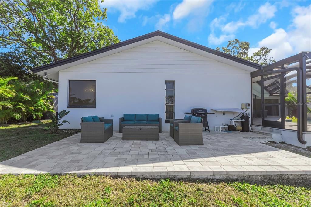 Active With Contract: $649,000 (3 beds, 2 baths, 2421 Square Feet)