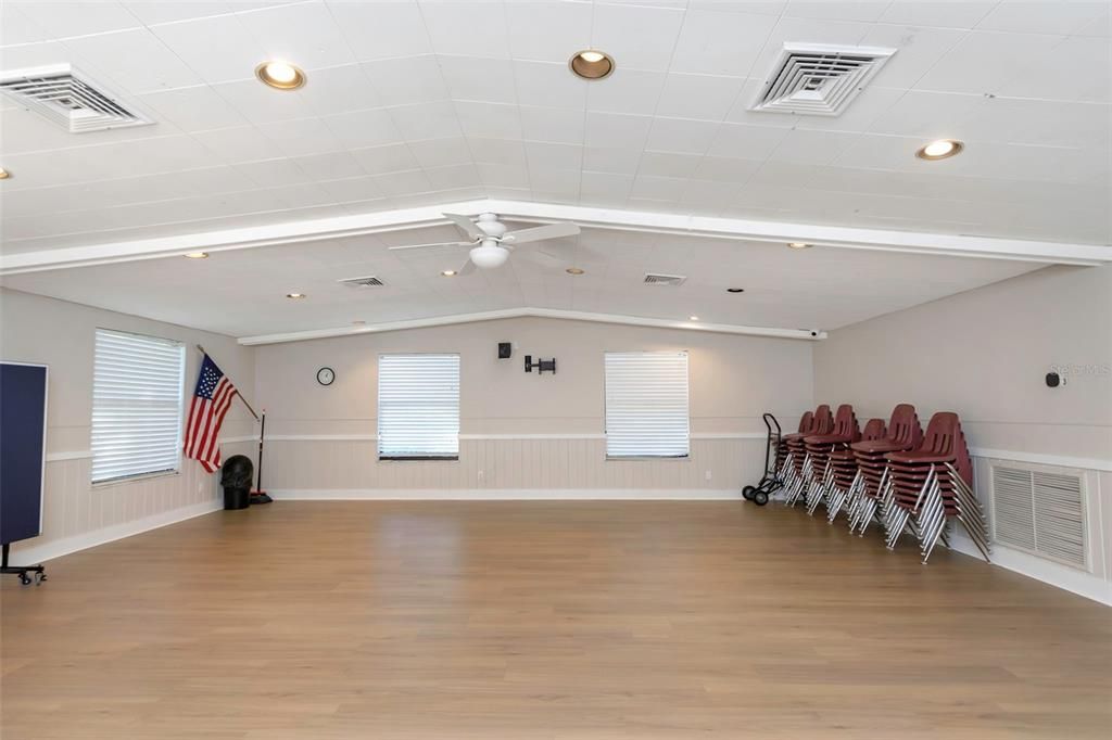 Active With Contract: $649,000 (3 beds, 2 baths, 2421 Square Feet)