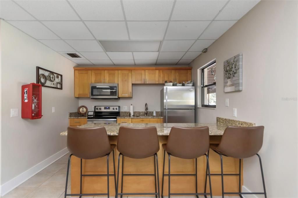 Active With Contract: $649,000 (3 beds, 2 baths, 2421 Square Feet)