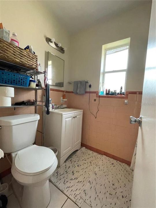 Active With Contract: $350,000 (4 beds, 0 baths, 2027 Square Feet)