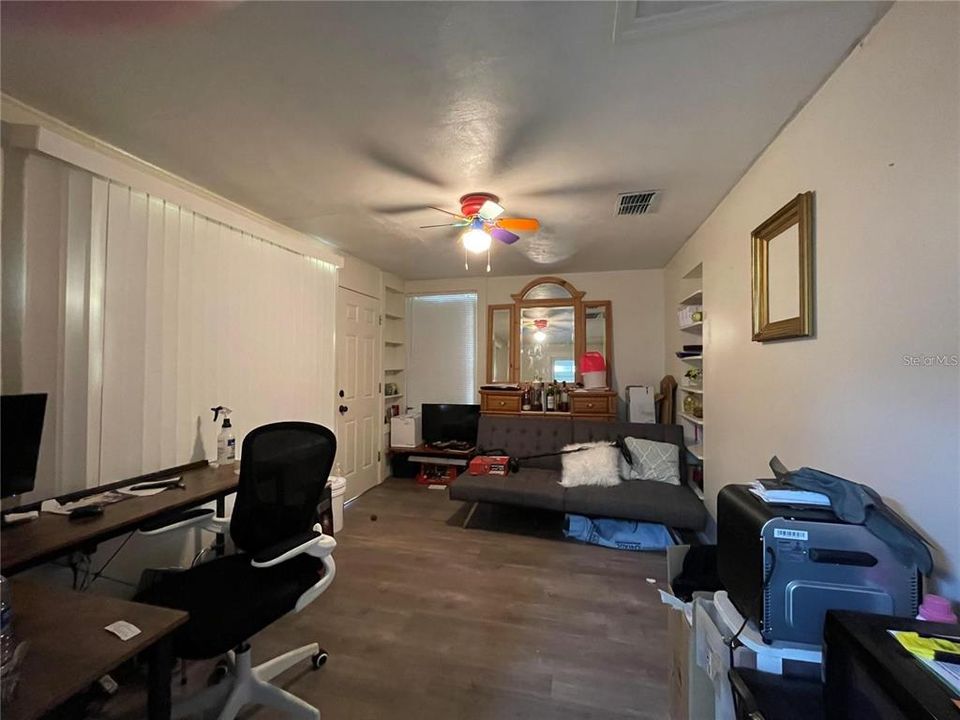 Active With Contract: $350,000 (4 beds, 0 baths, 2027 Square Feet)