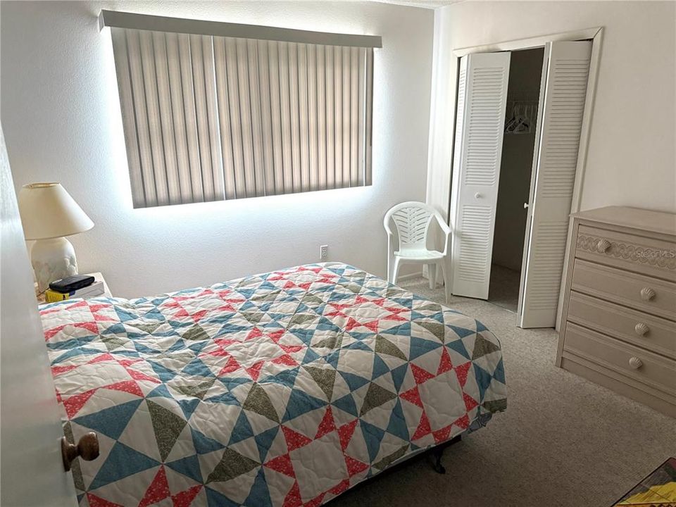 На продажу: $135,000 (2 спален, 2 ванн, 1125 Квадратных фут)