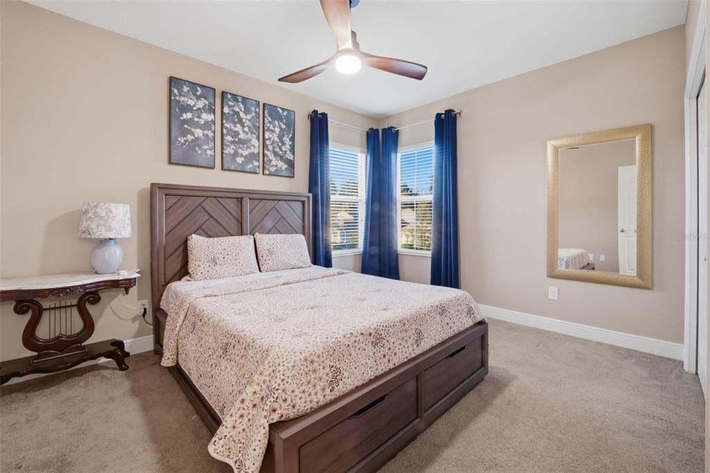 待售: $949,000 (5 贝兹, 4 浴室, 3707 平方英尺)