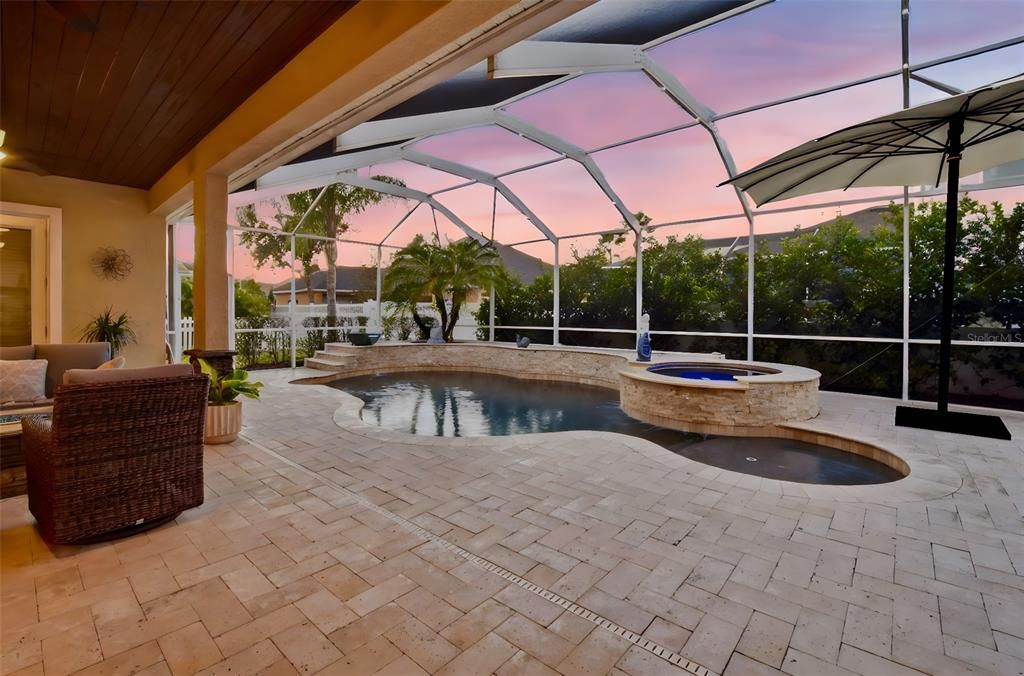 待售: $949,000 (5 贝兹, 4 浴室, 3707 平方英尺)