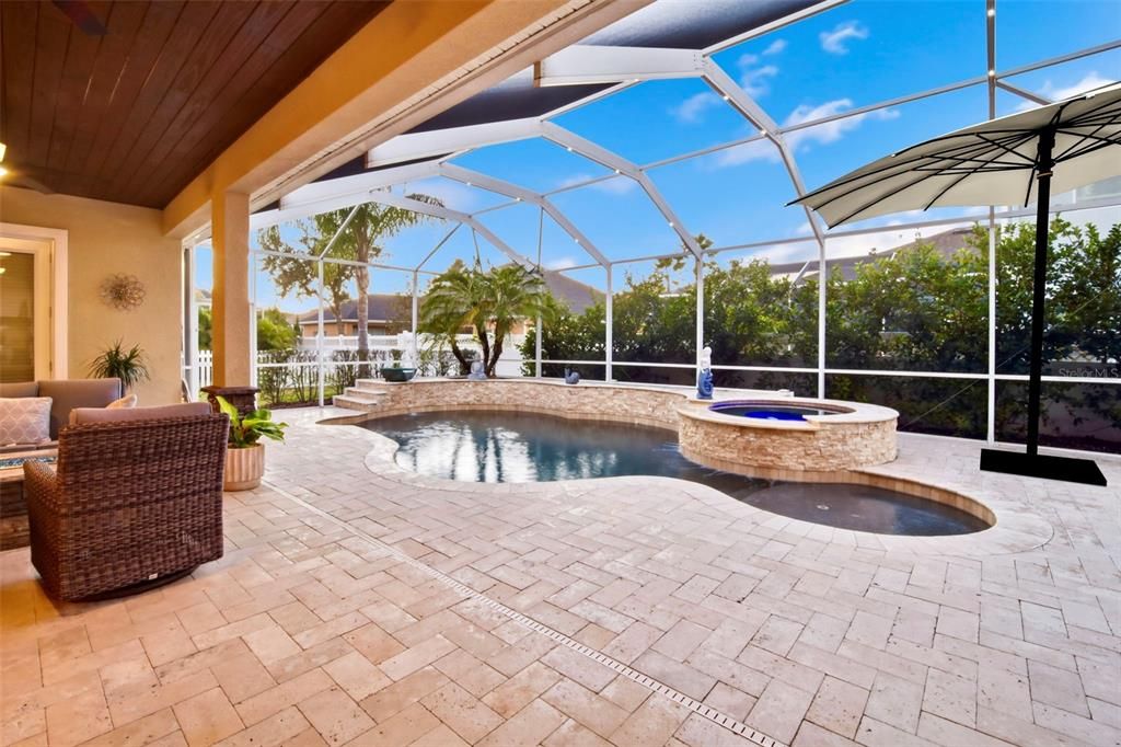 待售: $949,000 (5 贝兹, 4 浴室, 3707 平方英尺)