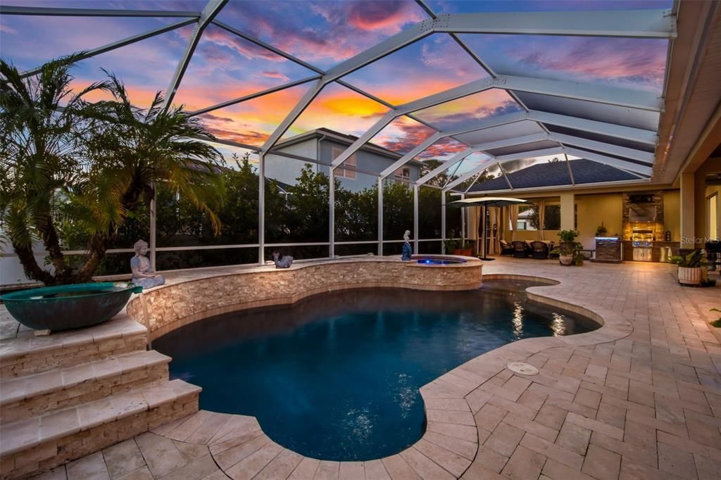 待售: $949,000 (5 贝兹, 4 浴室, 3707 平方英尺)