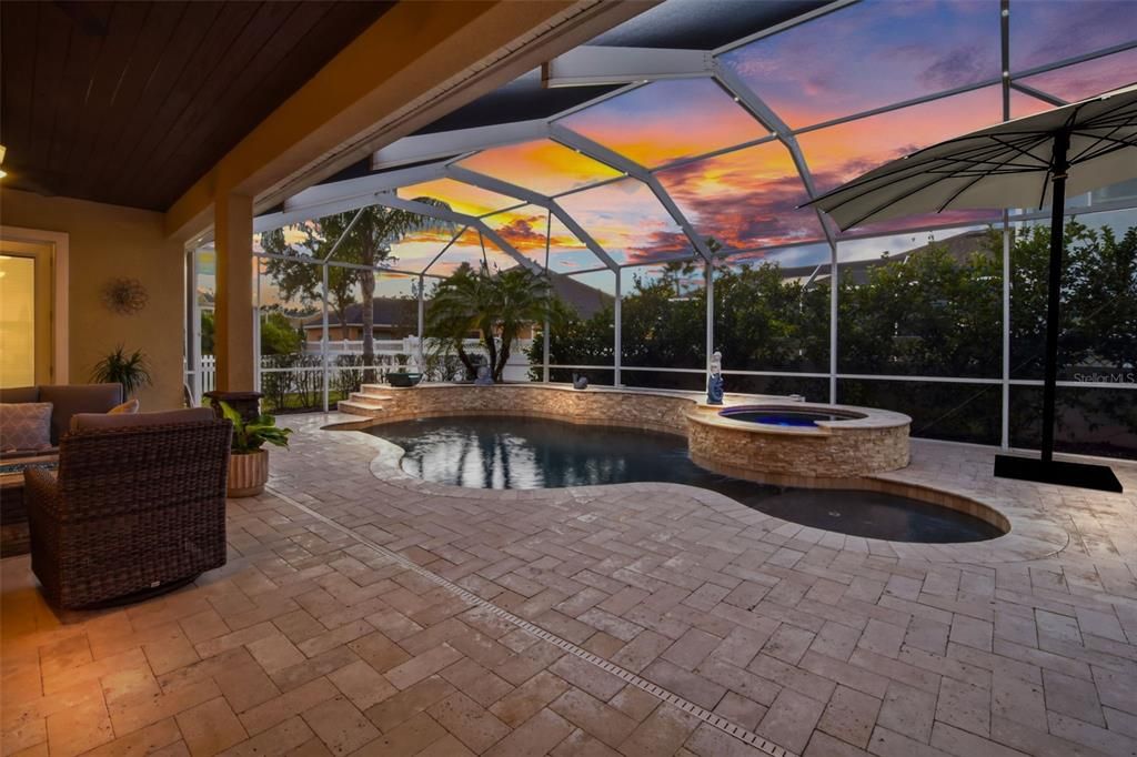 待售: $949,000 (5 贝兹, 4 浴室, 3707 平方英尺)