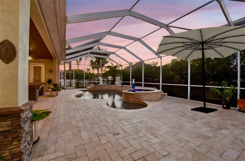 待售: $949,000 (5 贝兹, 4 浴室, 3707 平方英尺)