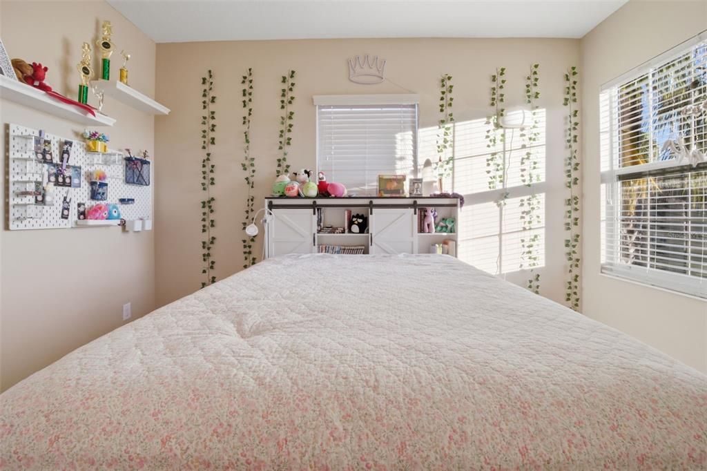 待售: $949,000 (5 贝兹, 4 浴室, 3707 平方英尺)