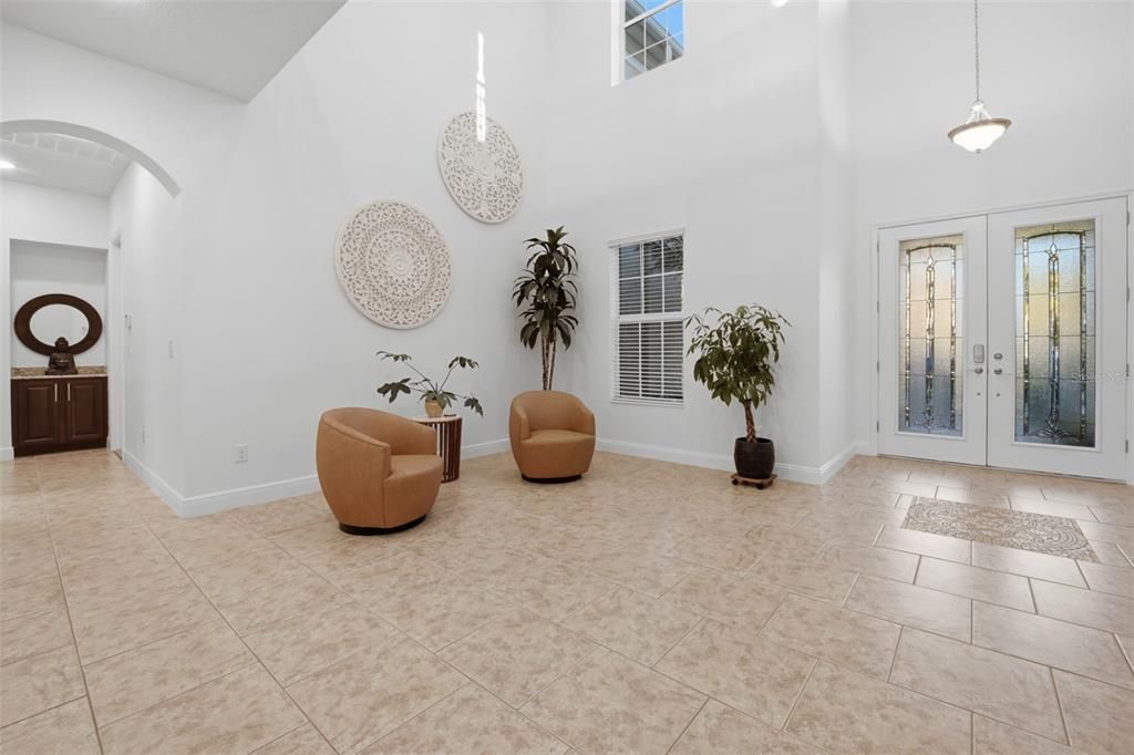 待售: $949,000 (5 贝兹, 4 浴室, 3707 平方英尺)