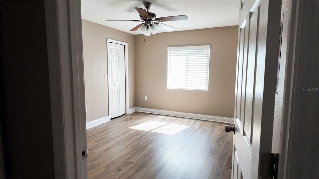 待售: $442,500 (4 贝兹, 0 浴室, 1944 平方英尺)