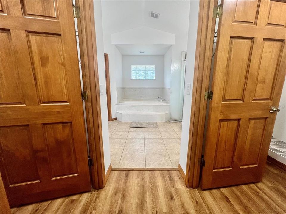 出租: $3,500 (3 贝兹, 2 浴室, 2172 平方英尺)