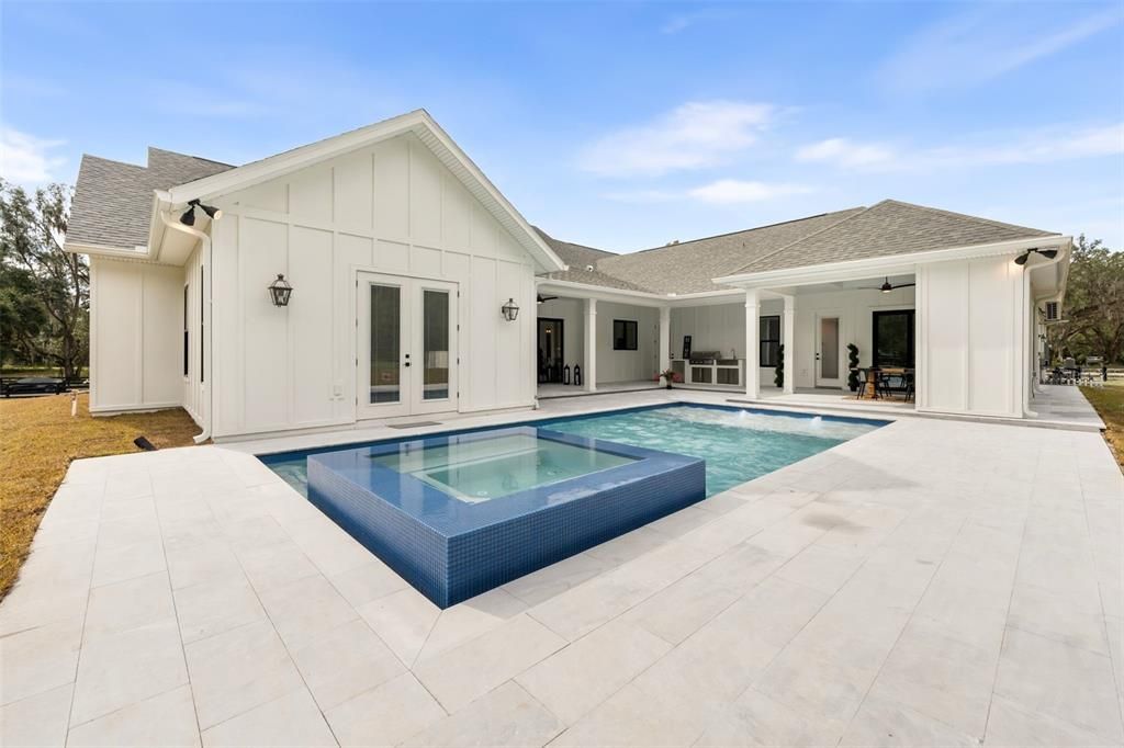 For Sale: $1,795,000 (4 beds, 3 baths, 3913 Square Feet)